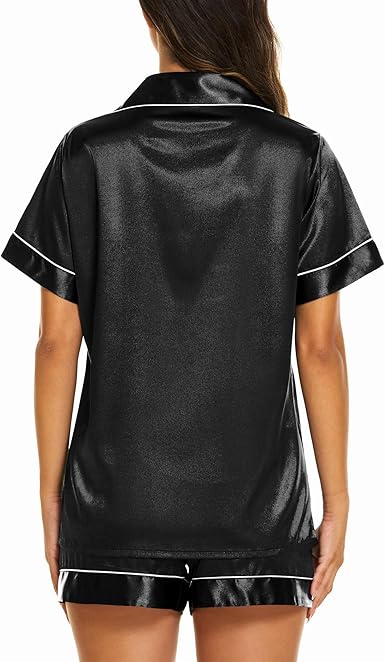Silk Short Sleeves Shirt With Short Nigtwear For Women